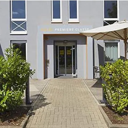 Hotel Muenchen-putzbrunn 3*