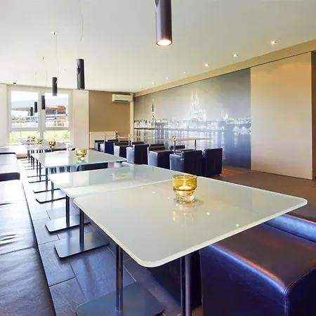 Hotel Muenchen-putzbrunn 3*