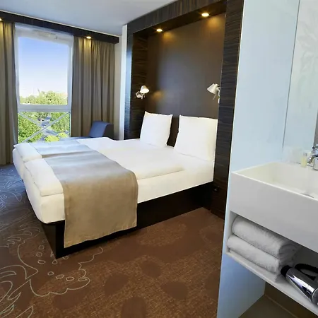 München-putzbrunn 3* Putzbrunn