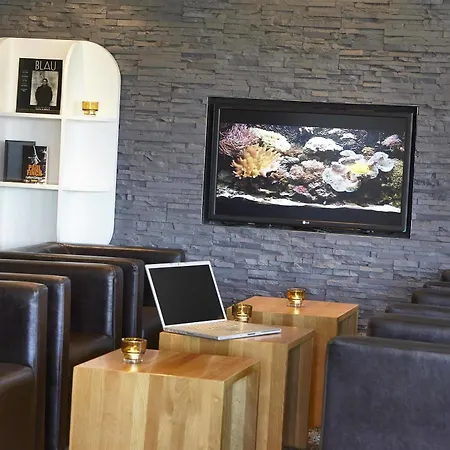 Hotel Muenchen-putzbrunn 3*